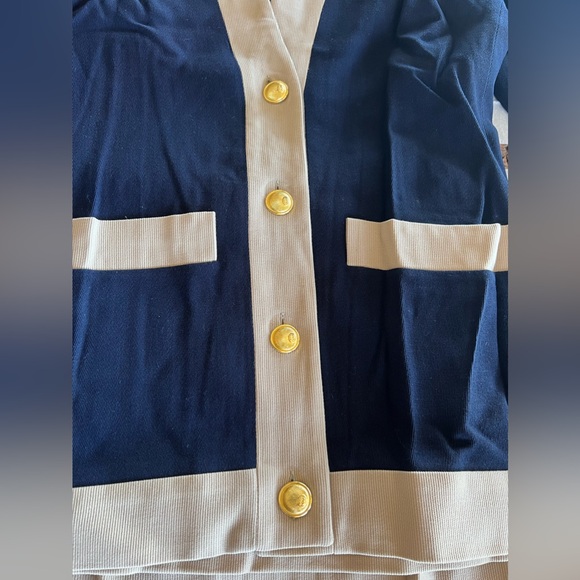 CHANEL Boutique Vintage Blazer & Skirt Set, Navy Blue - Picture 7 of 16
